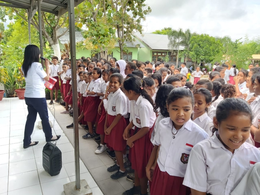 Penyuluhan kepada siswa - siswa 